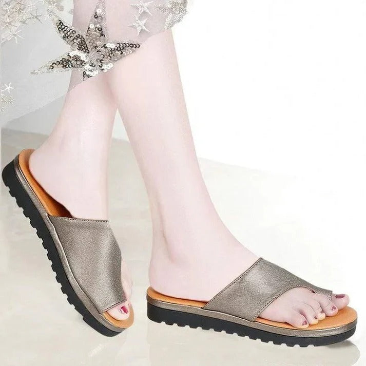 Women's Suede Platform Sandals with Thick Sole & Toe Ring Strap - Stylish & Comfortable Footwear