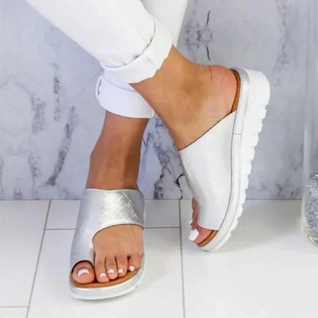 Women's Suede Platform Sandals with Thick Sole & Toe Ring Strap - Stylish & Comfortable Footwear
