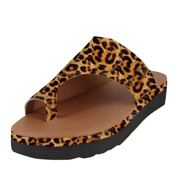 Women's Suede Platform Sandals with Thick Sole & Toe Ring Strap - Stylish & Comfortable Footwear