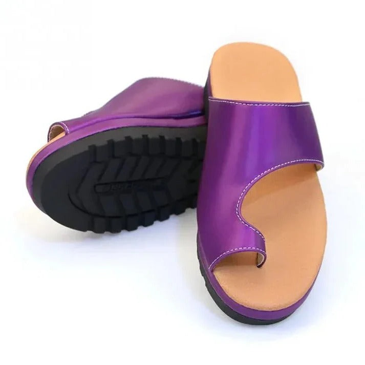 Women's Suede Platform Sandals with Thick Sole & Toe Ring Strap - Stylish & Comfortable Footwear
