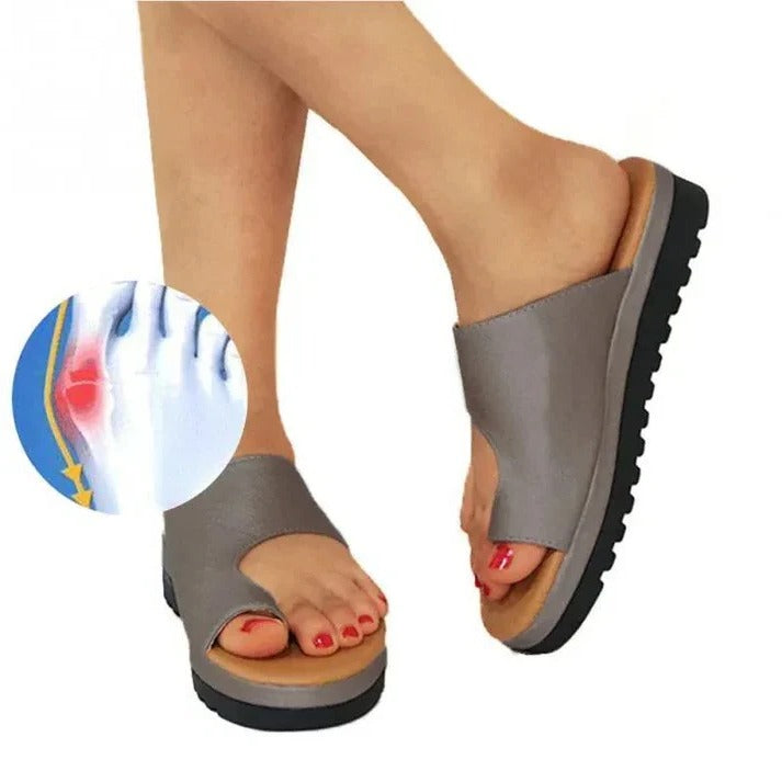 Women's Suede Platform Sandals with Thick Sole & Toe Ring Strap - Stylish & Comfortable Footwear