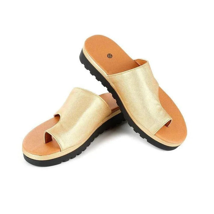 Women's Suede Platform Sandals with Thick Sole & Toe Ring Strap - Stylish & Comfortable Footwear