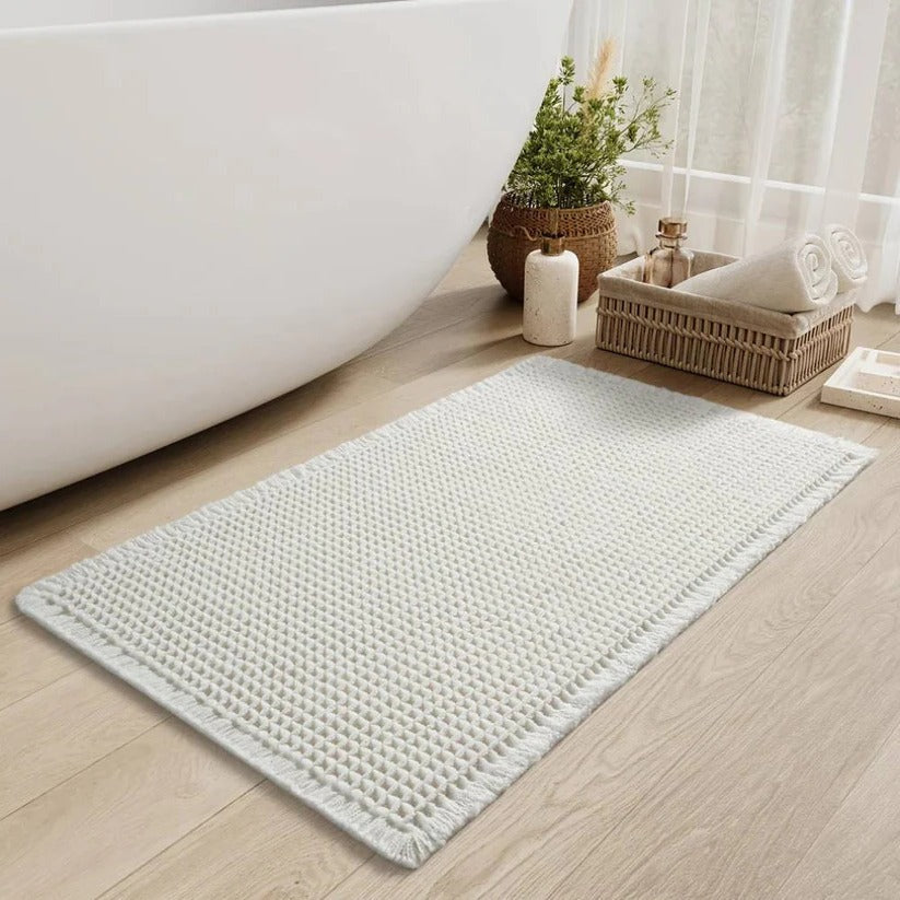 Soft & Stylish Machine Washable Bath Mat with Tassels | Non-Slip Backing for Safety & Comfort