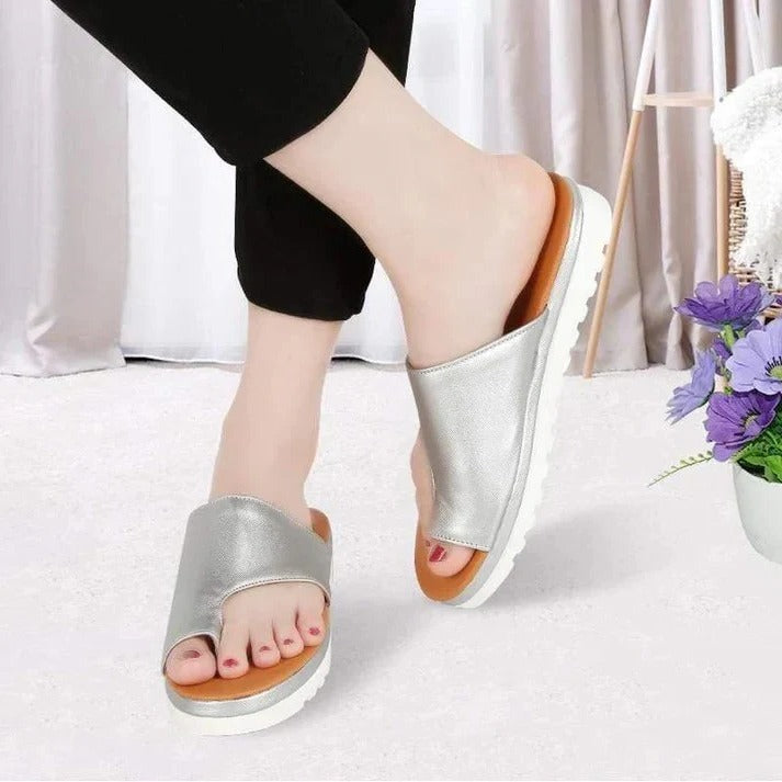 Women's Suede Platform Sandals with Thick Sole & Toe Ring Strap - Stylish & Comfortable Footwear