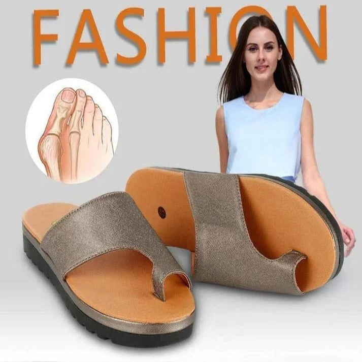 Women's Suede Platform Sandals with Thick Sole & Toe Ring Strap - Stylish & Comfortable Footwear
