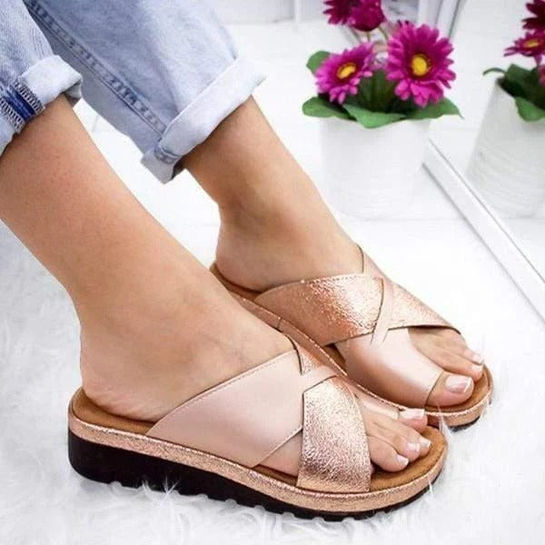Comfortable Flat Slip-On Summer Sandals with Wide Toe Box & Open Toe Design – Perfect for Warm Weather
