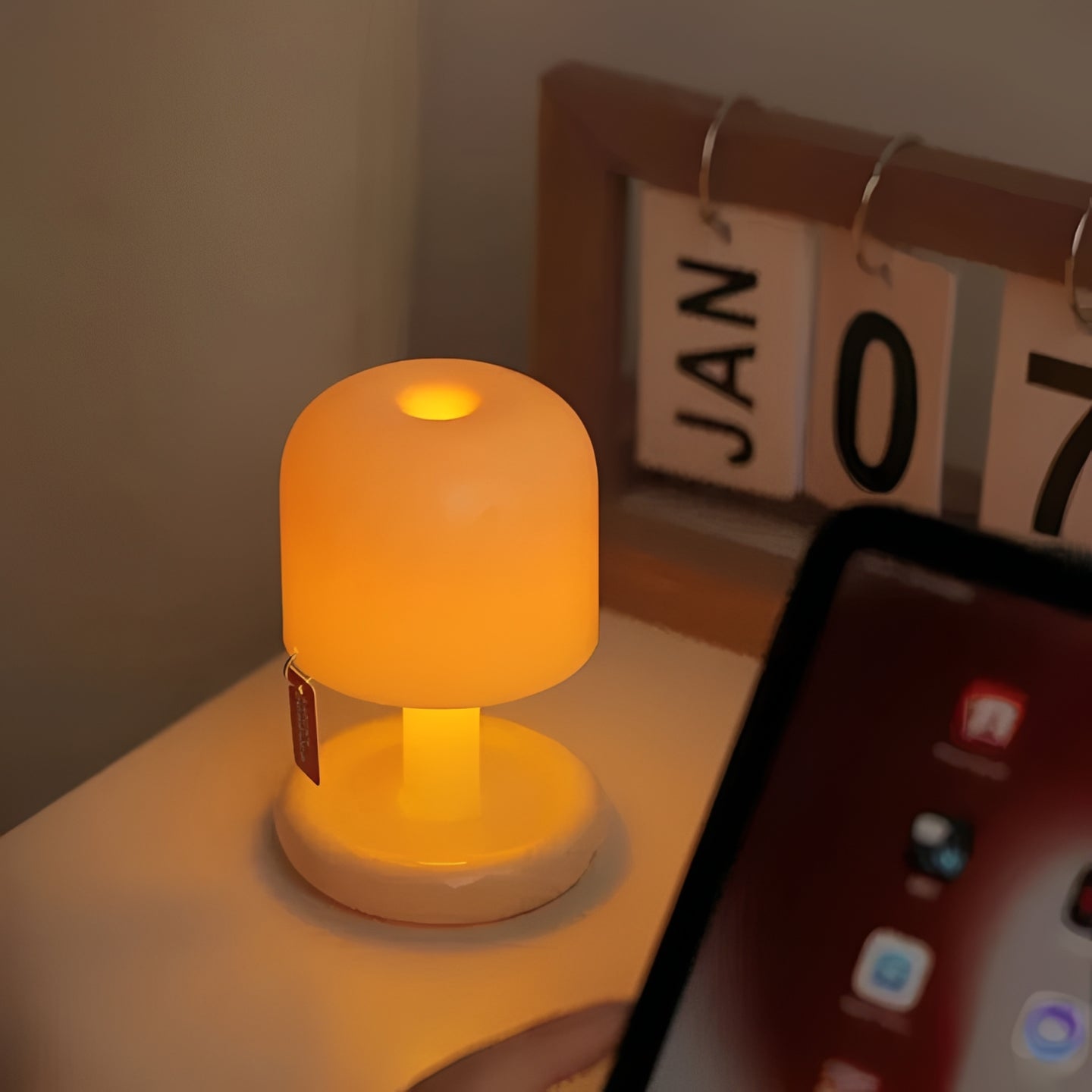 Adjustable Mini Sunset Projection Lamp - Create Stunning Ambiance with Customizable Angles