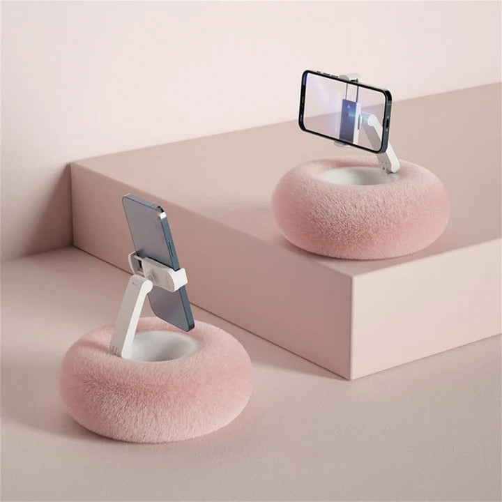 Cozy Fuzzy Phone Holder Pillow with Built-in Snack Bowl – Perfect for Relaxation and Entertainment