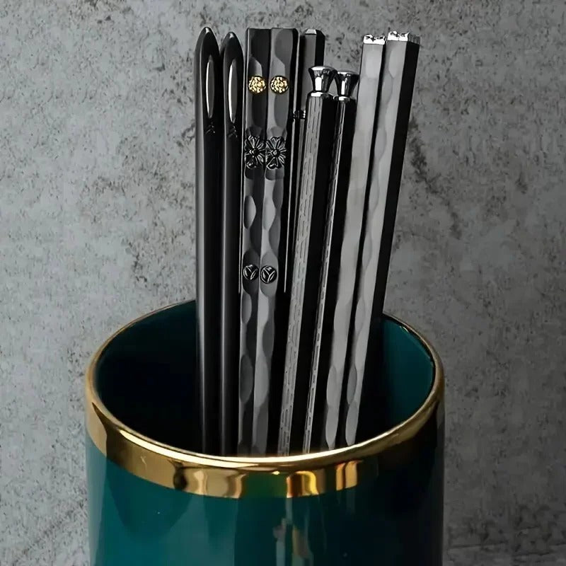 Set of 5 Pairs Reusable Chopsticks with Non-Slip Grip - Eco-Friendly & Durable Design