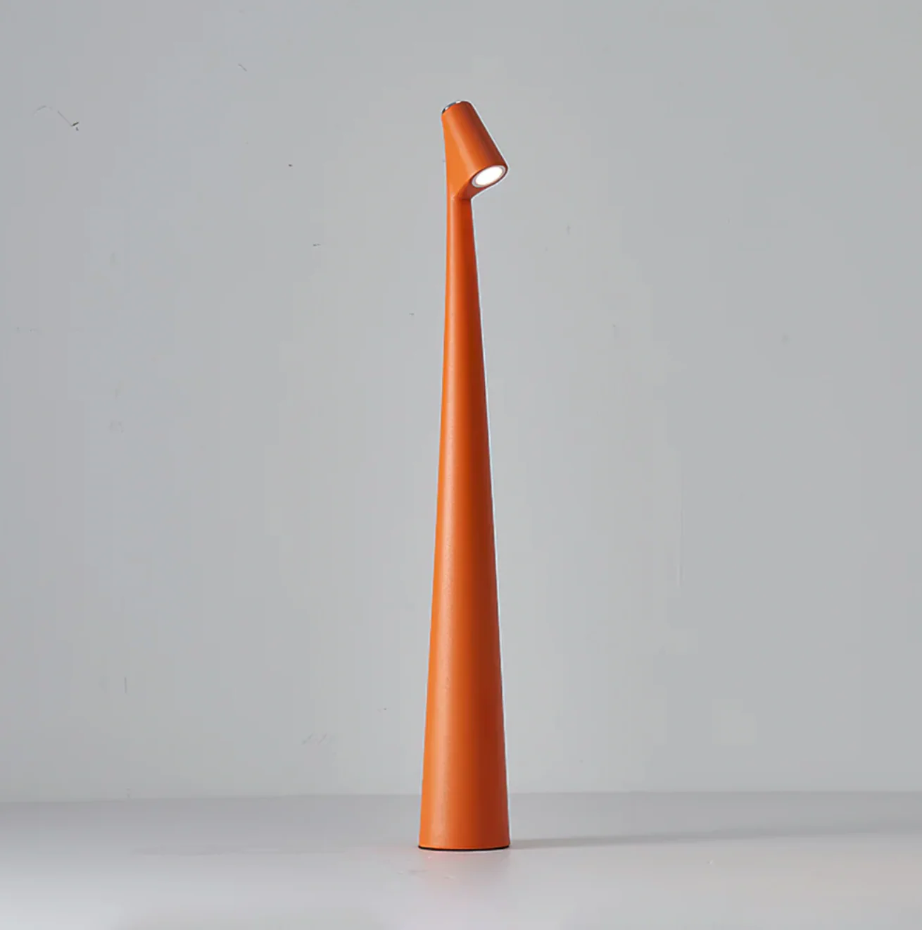 Nordic Minimalist LED Mood Lamp - Modern Design for Ambiance & Relaxation