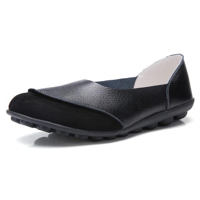 Women's Wide Fit Leather Moccasins with Suede Lining - Comfortable Slip-On Shoes for Everyday Wear